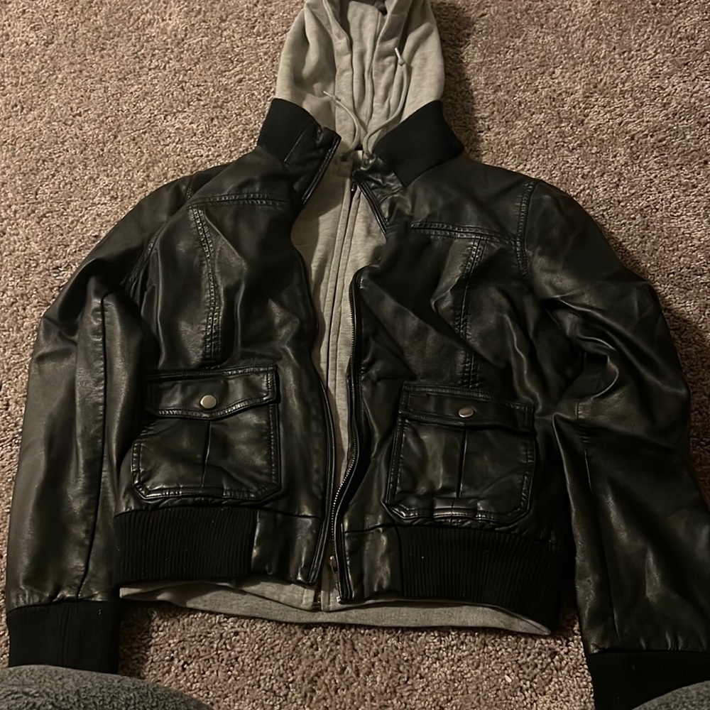 Women’s bomber jacket